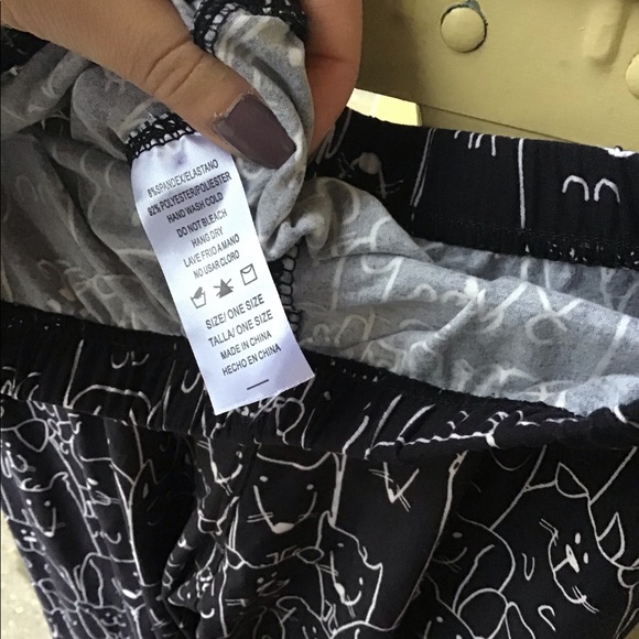 Black and White Kitty Tights - Picture 3 of 3